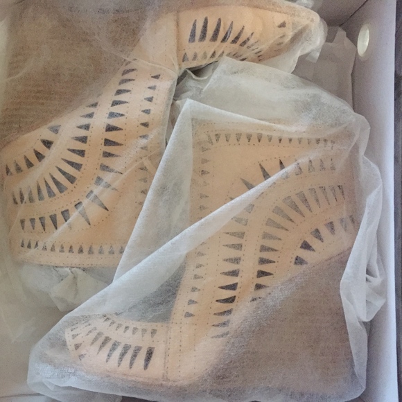 Jeffrey Campbell Rodillo Wedges - Picture 2 of 4